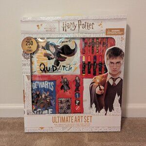 NIB Harry Potter Ultimate Art Set